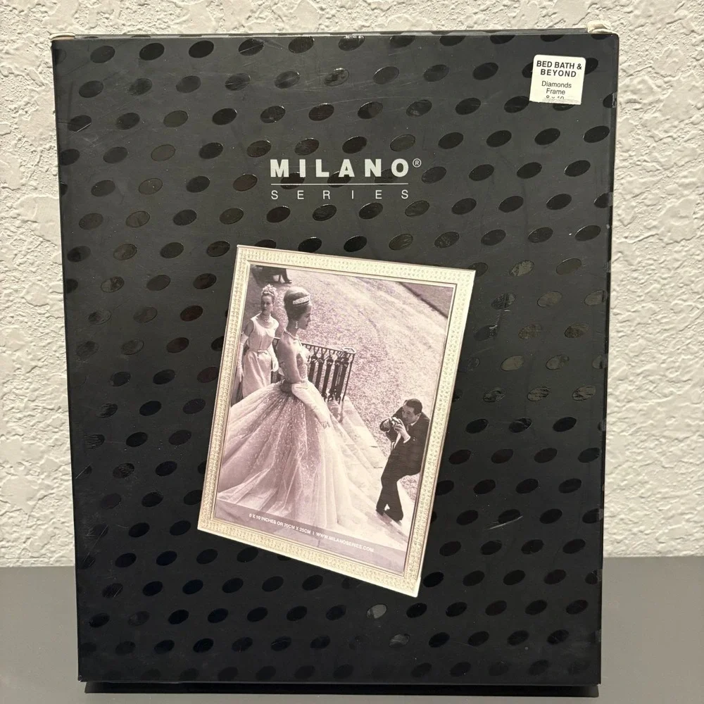 Milano Series Diamonds Frame 8x10 Polished Silver Photo Frame #4068 NIB